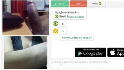 ባል እና ሚስት በማያውቁት ሰው ማስተርቤሽን እየተዝናኑ ነው።